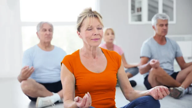 Kursleiter für Seniorenyoga